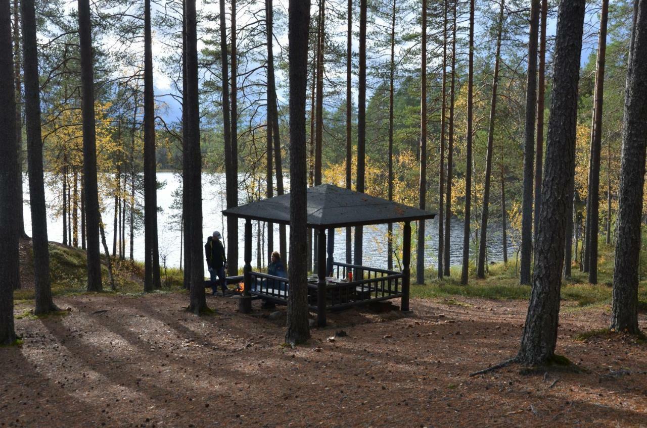 Laahtanen camping Hotel Ristijarvi Bagian luar foto